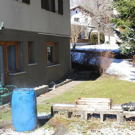 Haus Frei-zambra *